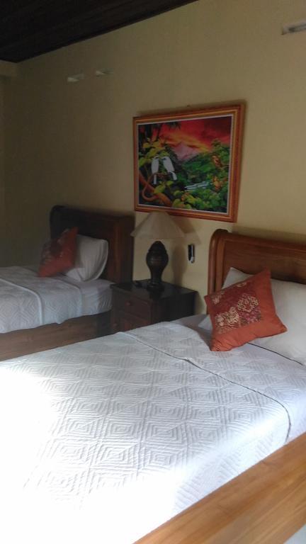 Shindu Home Stay Ubud Exteriör bild