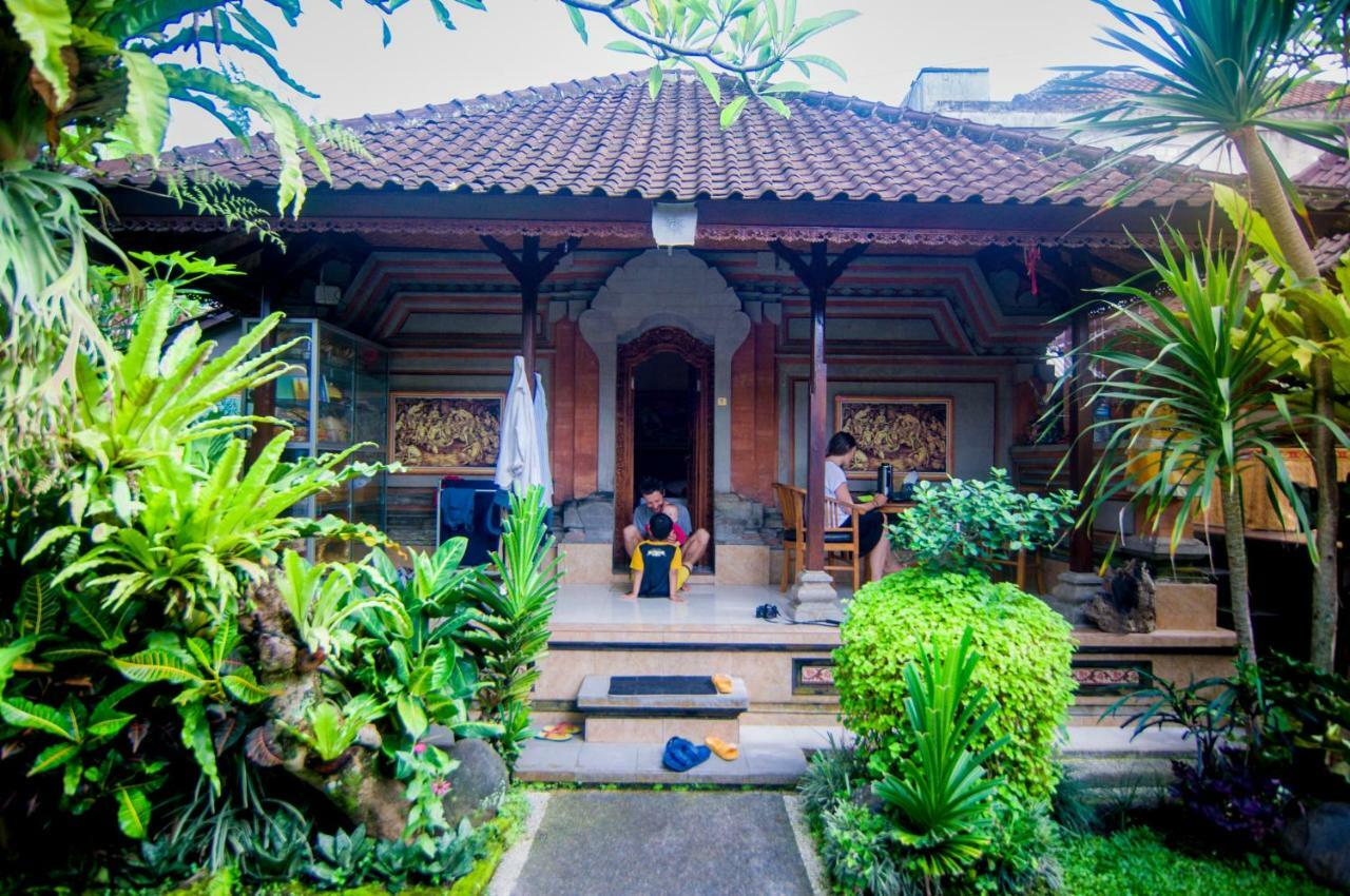 Shindu Home Stay Ubud Exteriör bild